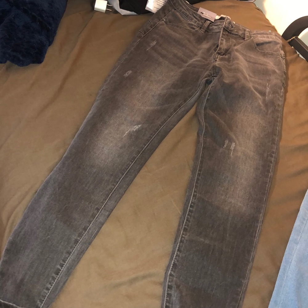 Jeans - Picture 2 of 3